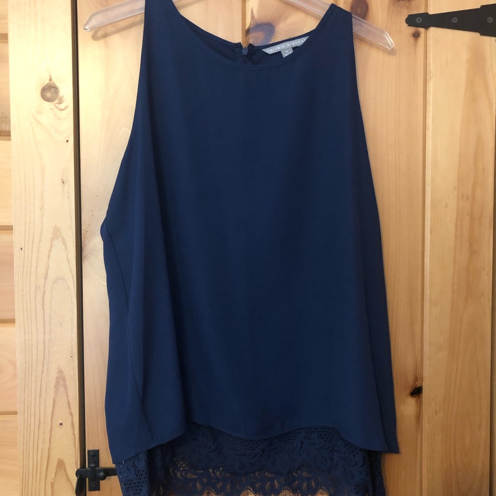 Valerie Stevens NWOT woman’s navy blue XL blouse